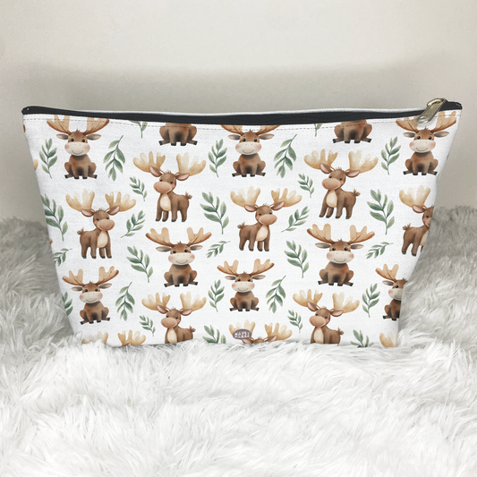 Moose Zip Travel Bag