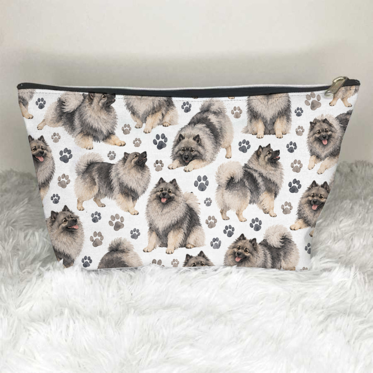 Keeshond Toiletry Bag