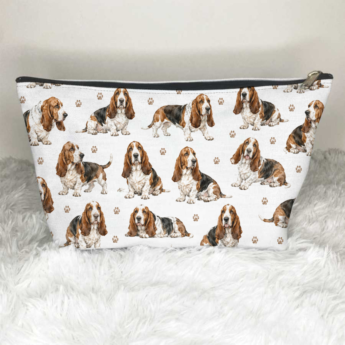 Basset Hounds Toiletry Bag