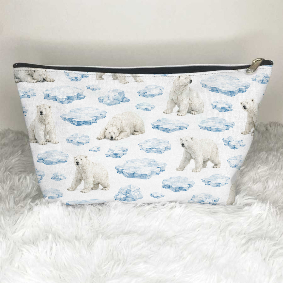 Polar Bears Pattern Toiletry Bag